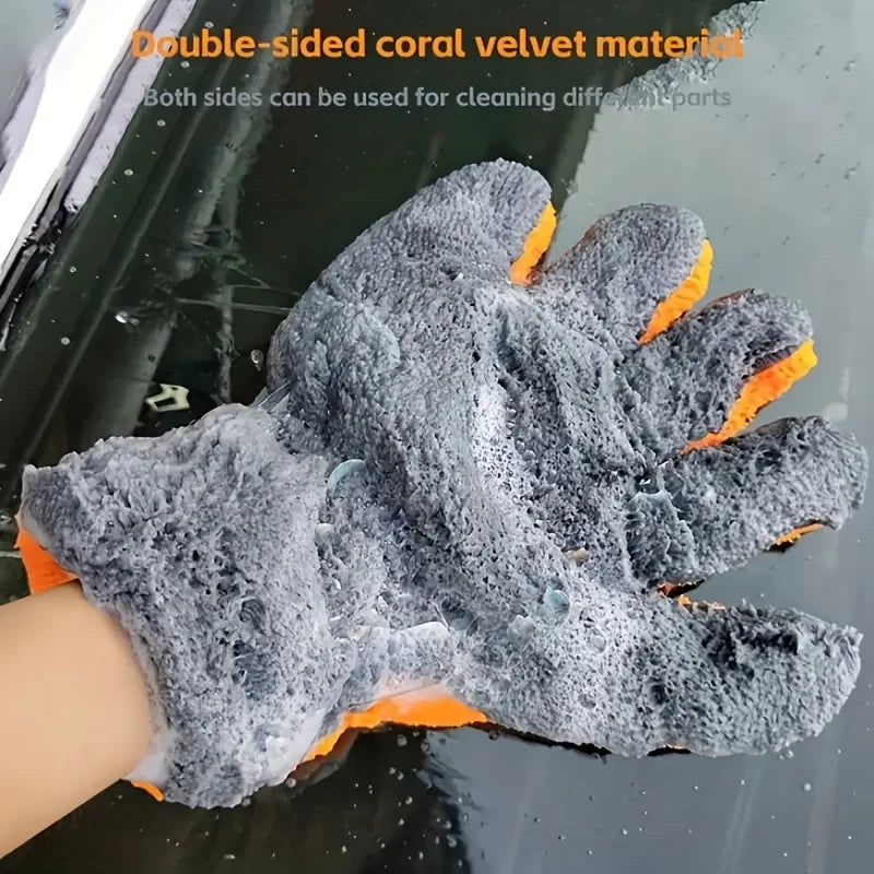 Microfiber cleaning glove